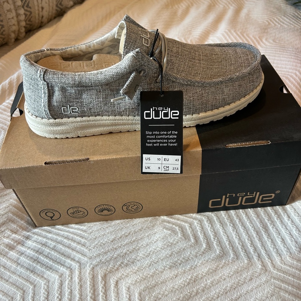 Hey Dude Wally Linen Men’s Shoes